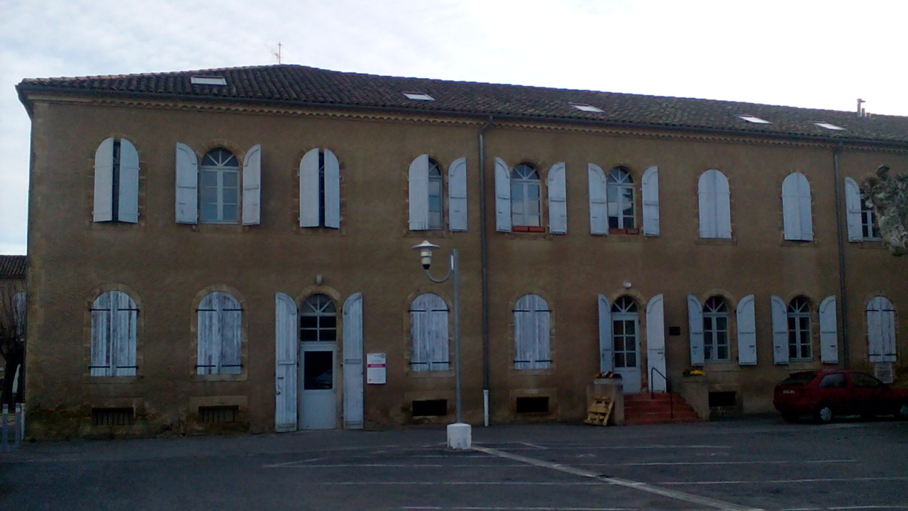 APPARTEMENT T4- MASSEUBE